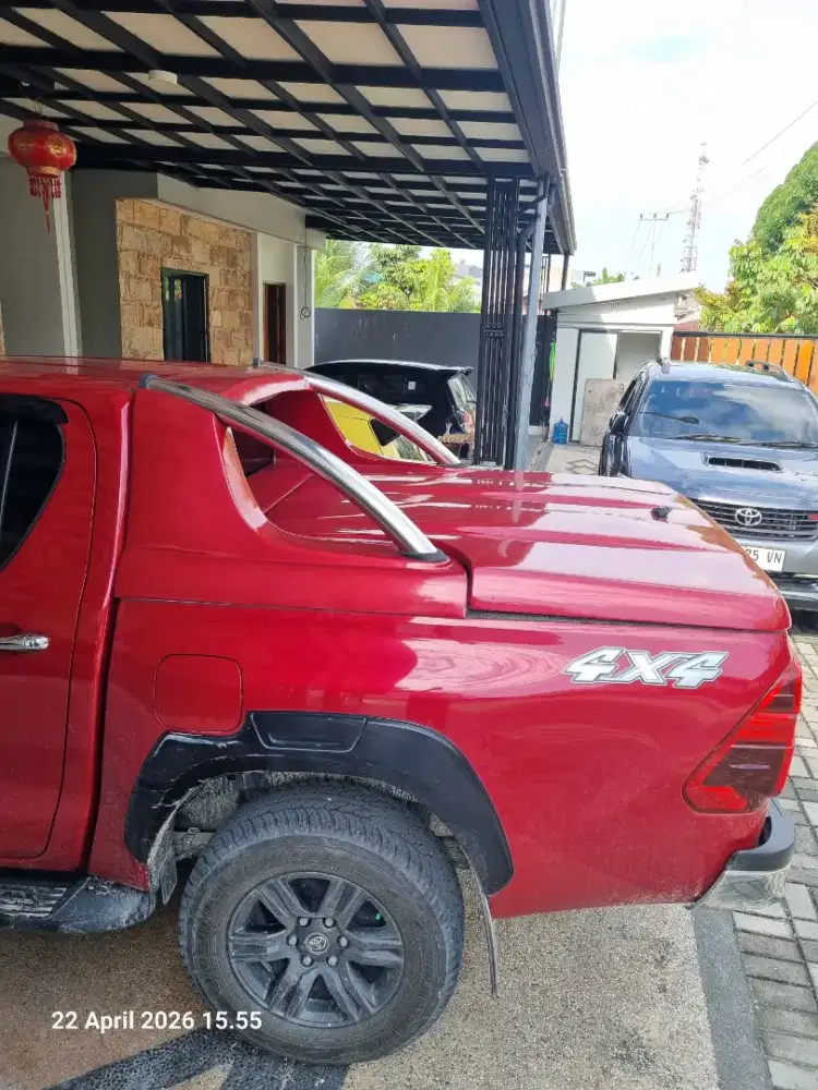 hilux penutup bak th.2020