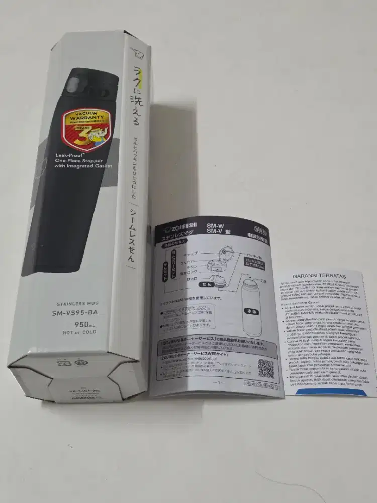 Dusnya saja Thermos Vaccum Zojirushi Stainless SM Mug VS95BA 950ml