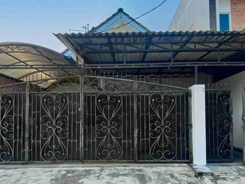 Dijual Murah Rumah luas 132m2 dalam Komplek di Jelambar