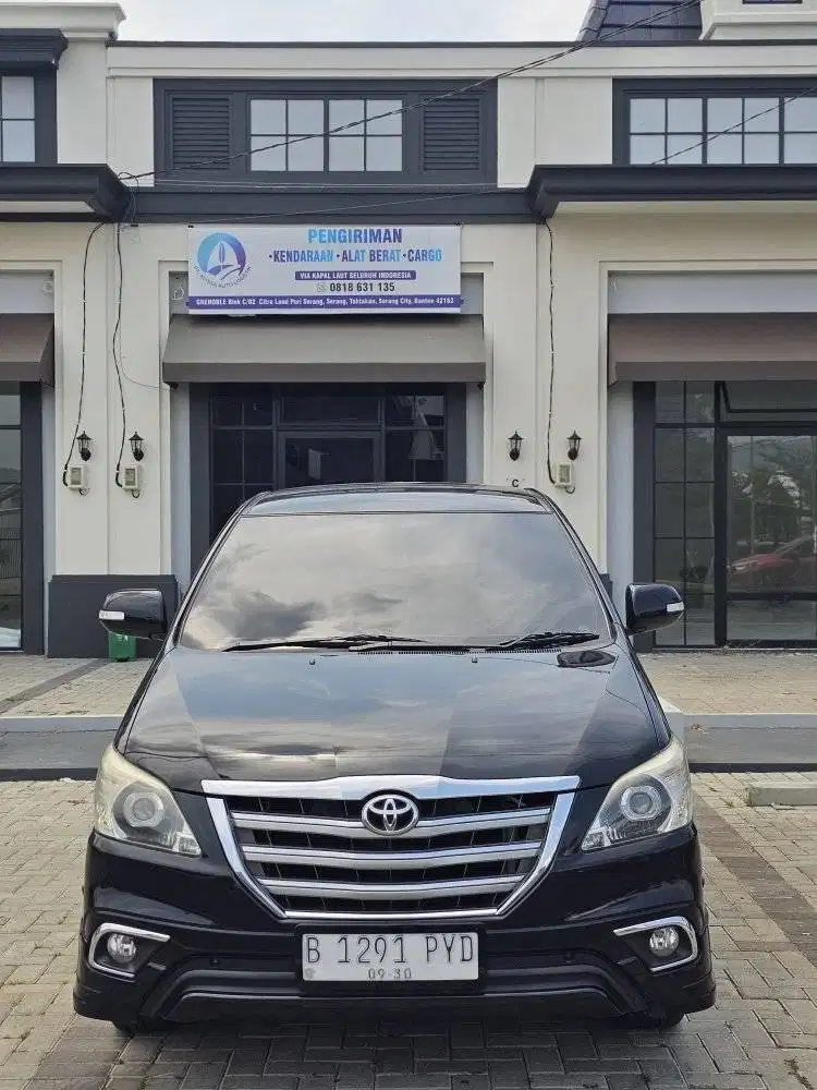 KM 70 RIBU INNOVA V LUX BENSIN 2015