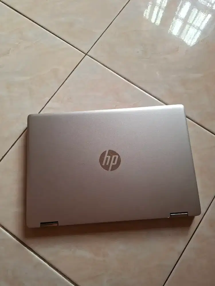 HP Pavilion X360 RAM 8 ROM 256 SSD