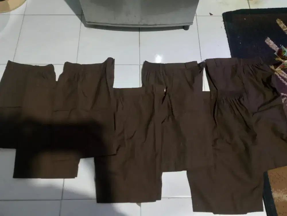 dijual celana pendek pramuka sd