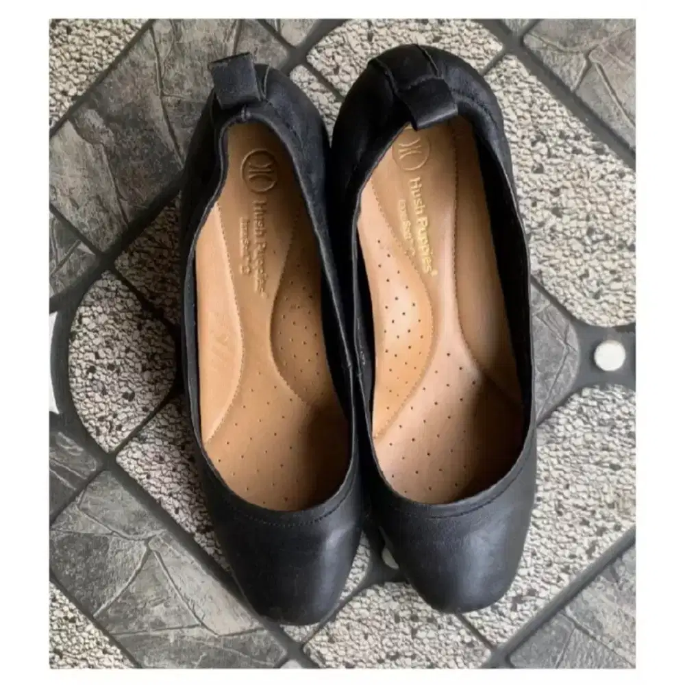 Hush Puppies Sepatu Kerja Wanita Pantofel Hitam