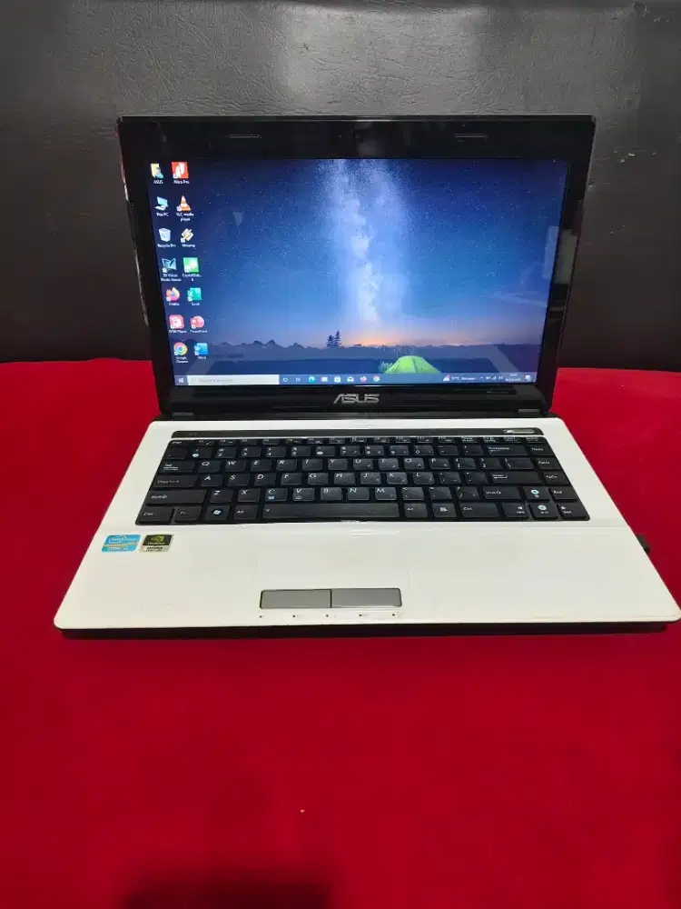 Asus A43S • Ci3 Gen3 • SSD 128 • Ram 8 • NVIDIA 2 gb