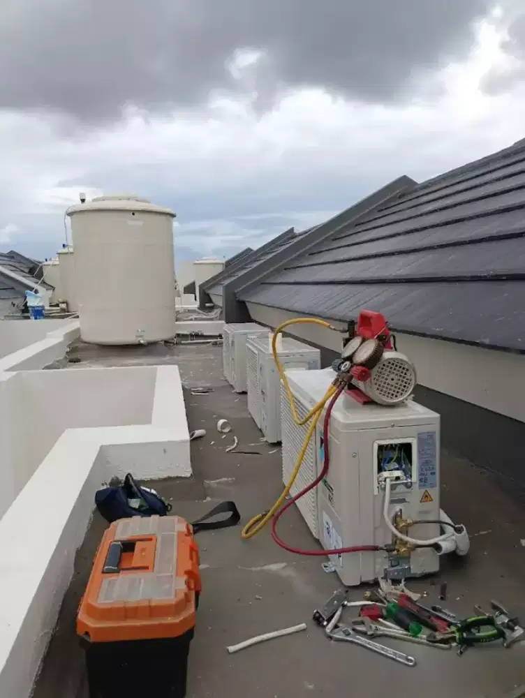 Jasa servic ac (Devina teknik)