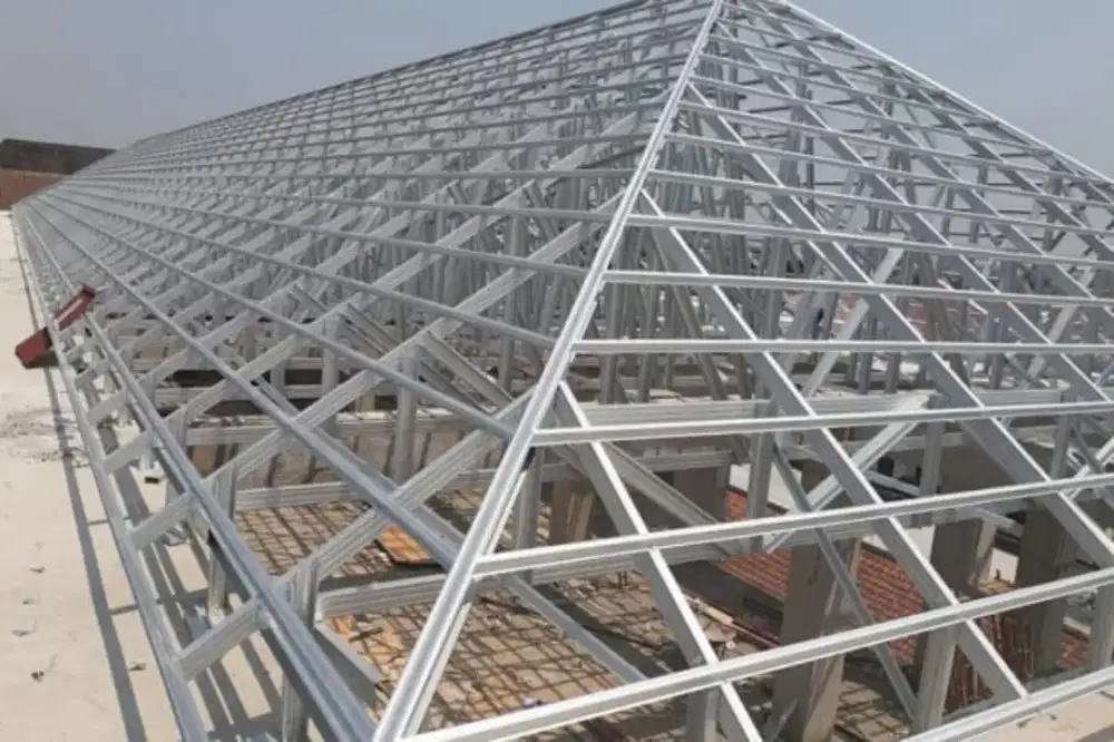 Tukang atap bocor dan renovasi rumah