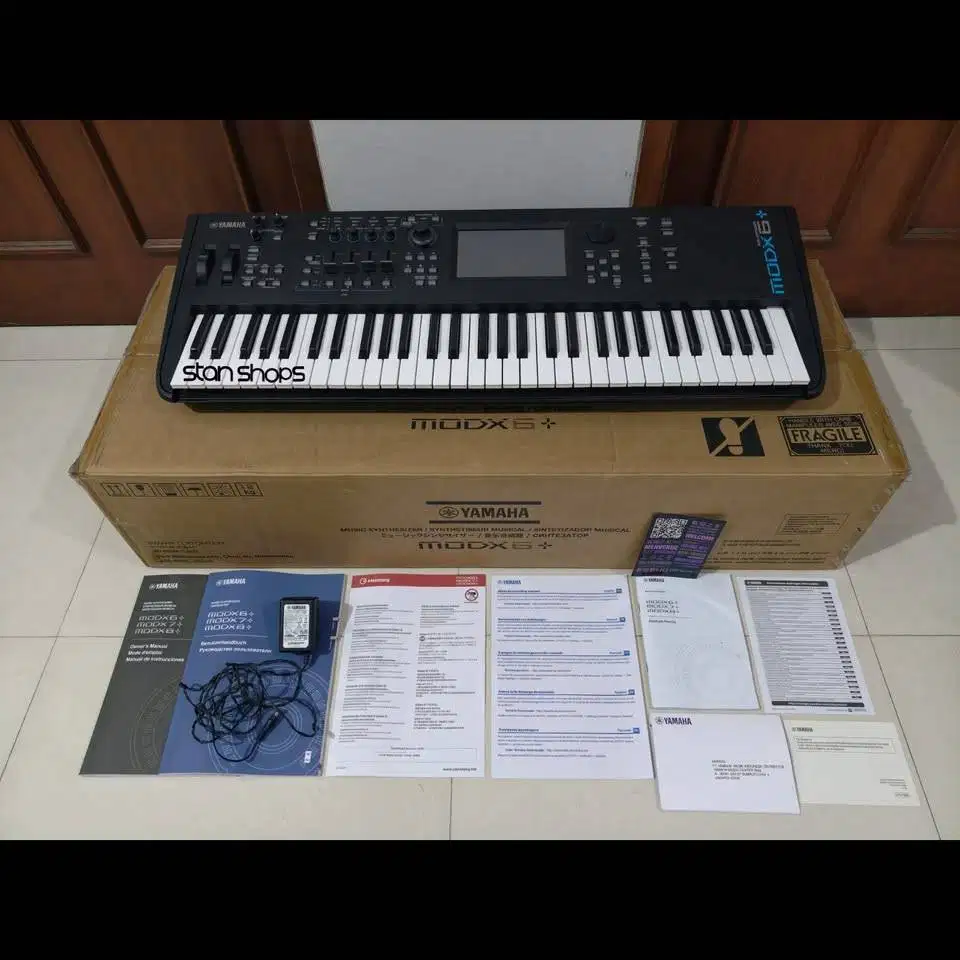 Yamaha MODX6+ MODX 61 Key Synth Synthesizer / Korg Roland Krome Fantom