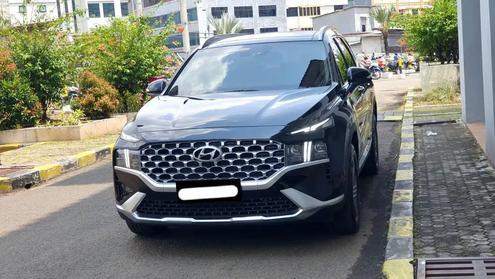 Km3rb hyundai santafe santa fe signature 2024 hitam bensin