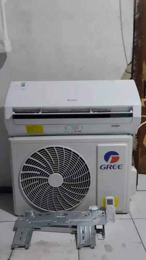 bekas tapi baru AC GREE (GWC-05MOO5S) 1/2 PK
