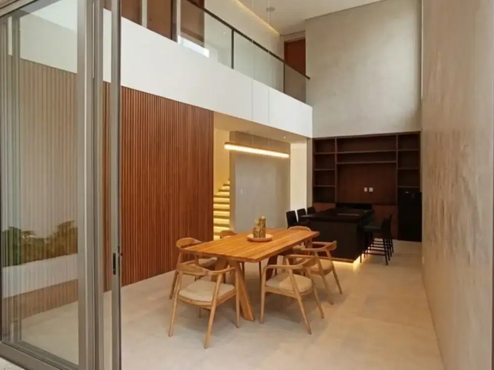 Cantik Kekinian Rumah 2 Lantai Lahan Lega | Loks Strategis JL Bunga Melur Setiabudi