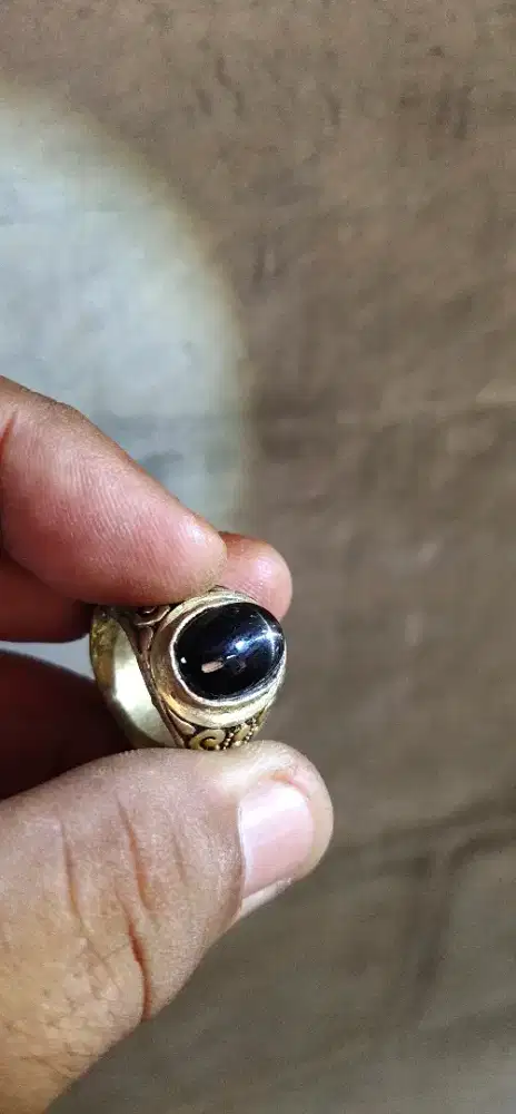 (WAJIB Transaksi Offline) Natural Black Star Sapphier Origin Srilanka