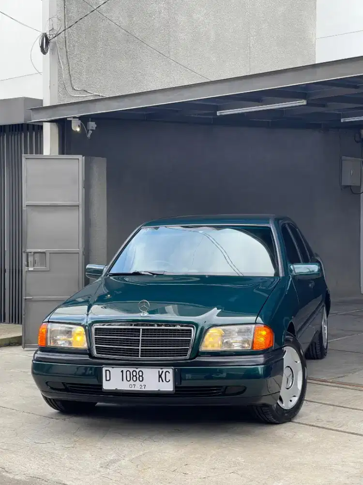 Mercedes-Benz W202 C180 Rare Condition