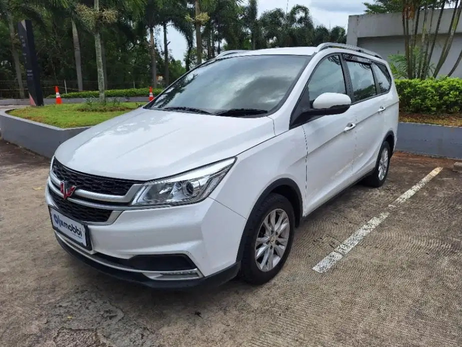 LOW DP Wuling Cortez 1.5S T Lux Bensin-AT 2022 5UP