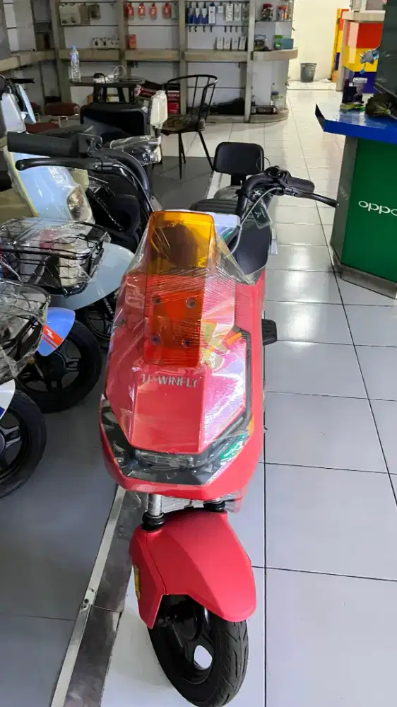 SEPEDA LISTRIK UWINFLY M60 LITIUN CM DIHARGA 4 JT