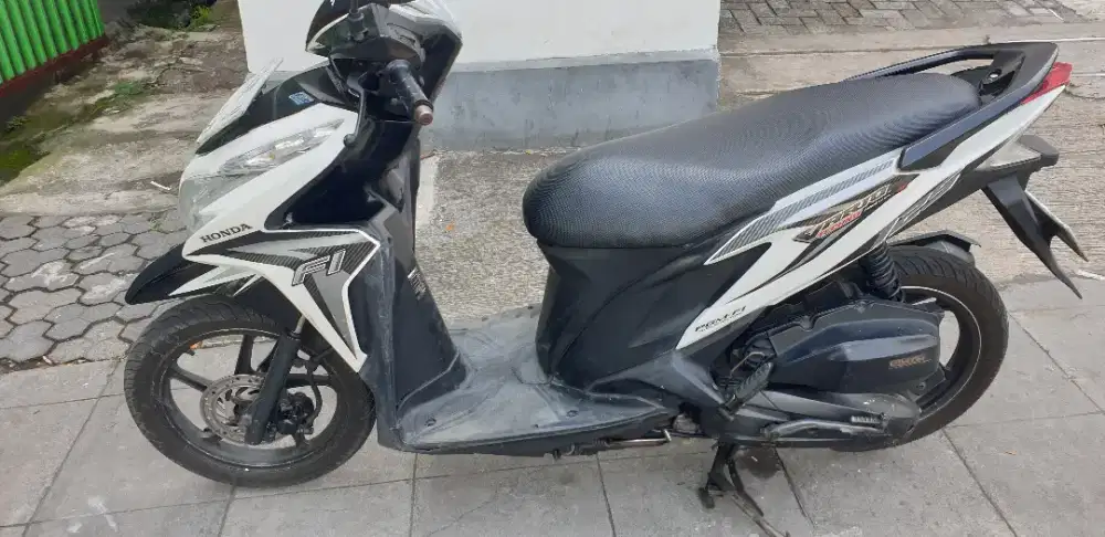 Vario 125 KZR th 2013 mulus pjk baru plat 2031