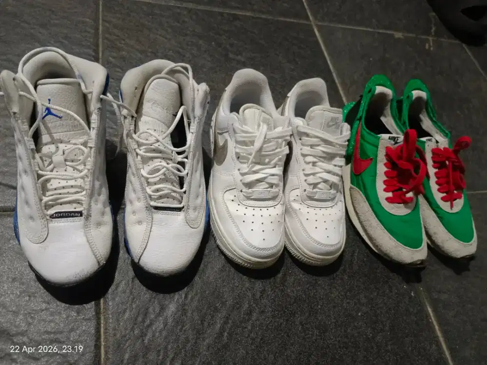 SNEAKER SALE: STEAL DEAL & COLLECTOR ITEM