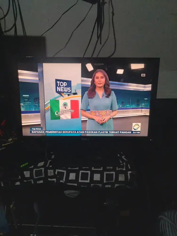 monitor/tv LCD dell 19inch & STB kondisi normal