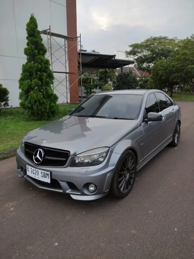 DIJUAL Mercedes Benz C300.
