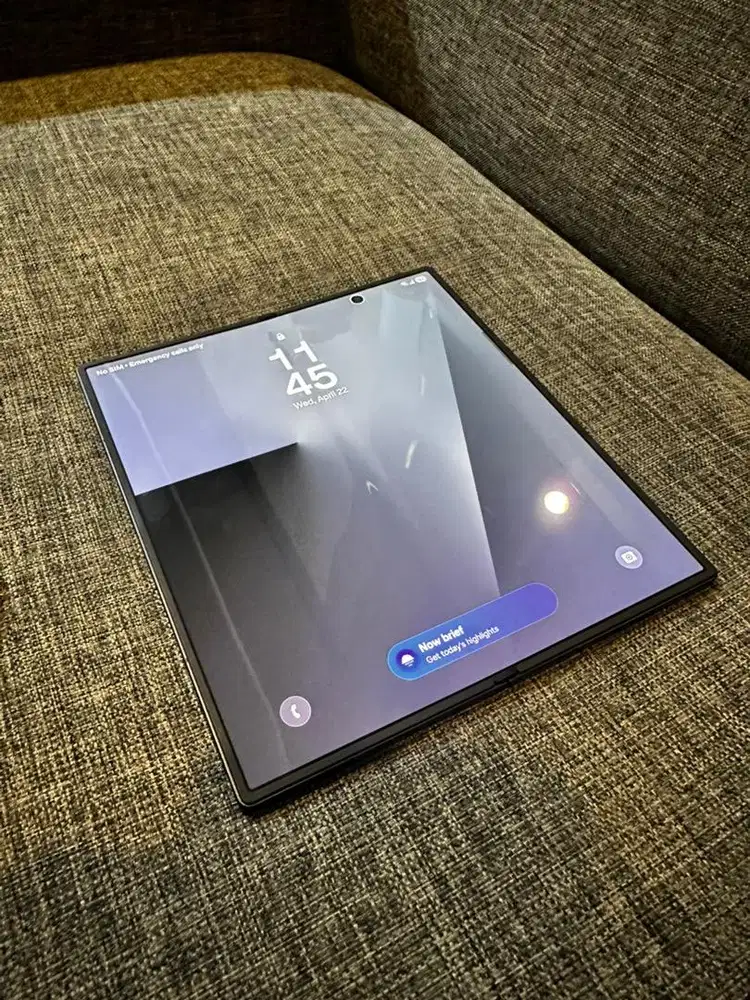 DIJUAL Samsung Fold 7 12GB/512GB Jet Black