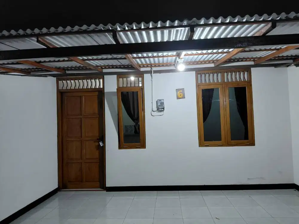 DISEWAKAN 1 UNIT KONTRAKAN OEMAH JOGLO PINGGAYA!