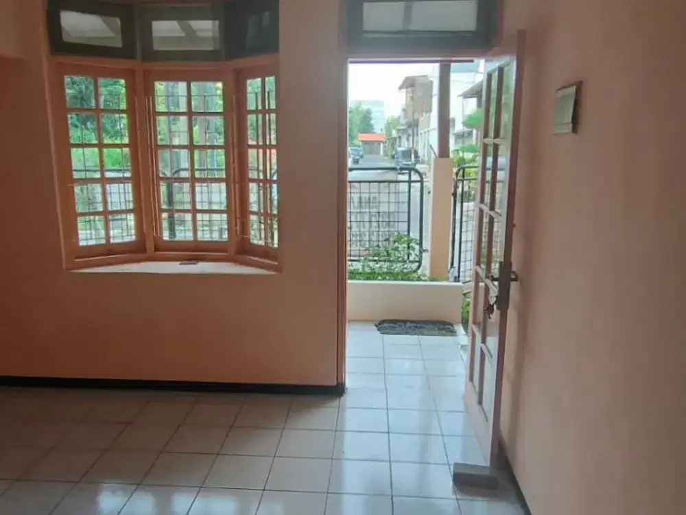 Jual Rumah Rungkut Asri Murah Cepat Deal Dekat Superindo Merr RS Ubaya Tenggilis Novotel