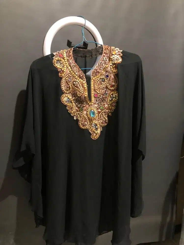 Kaftan pendek like new