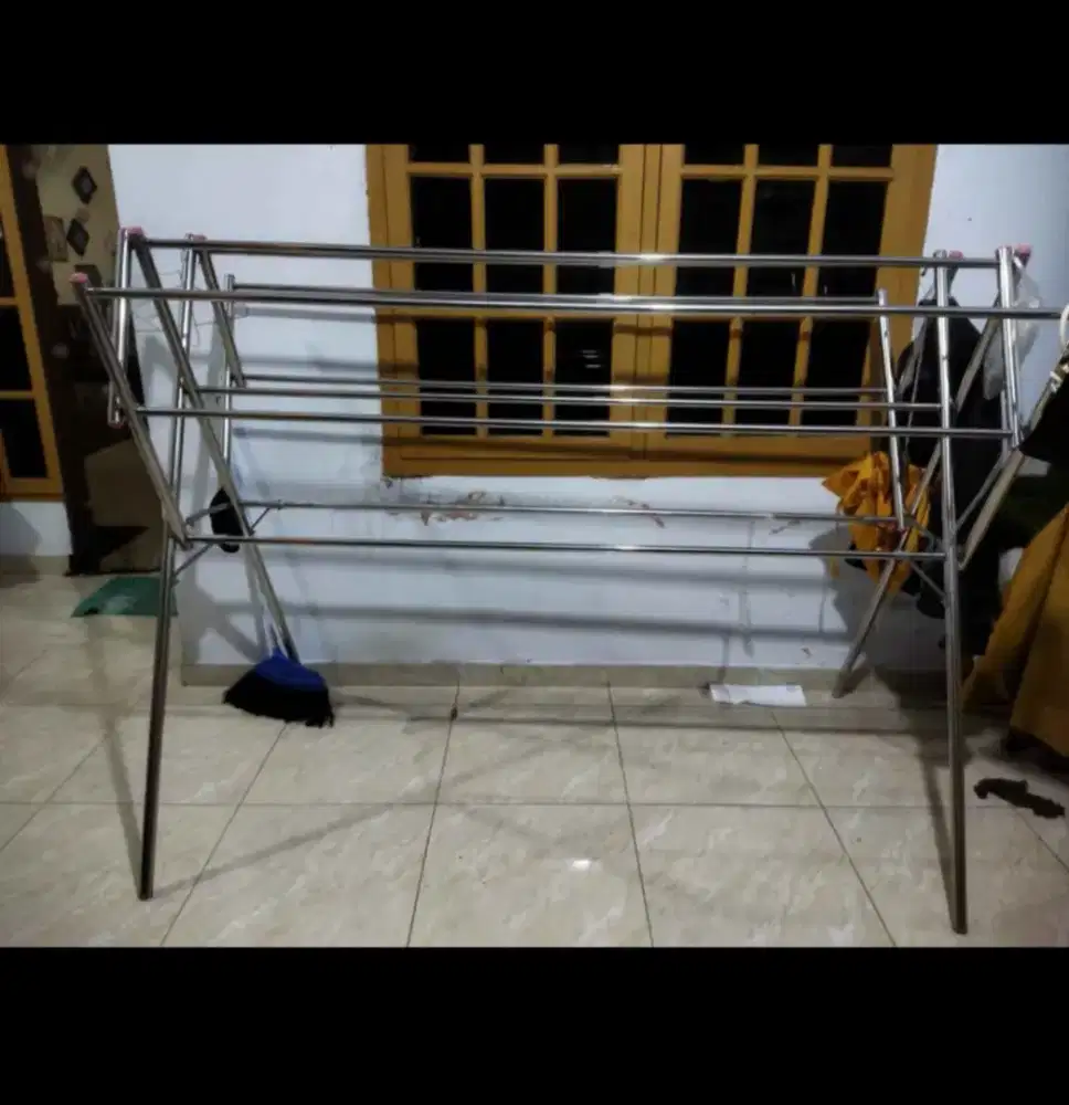 Jemuran pakaian stainless