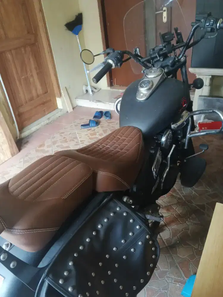 Benelli motobi 200efi