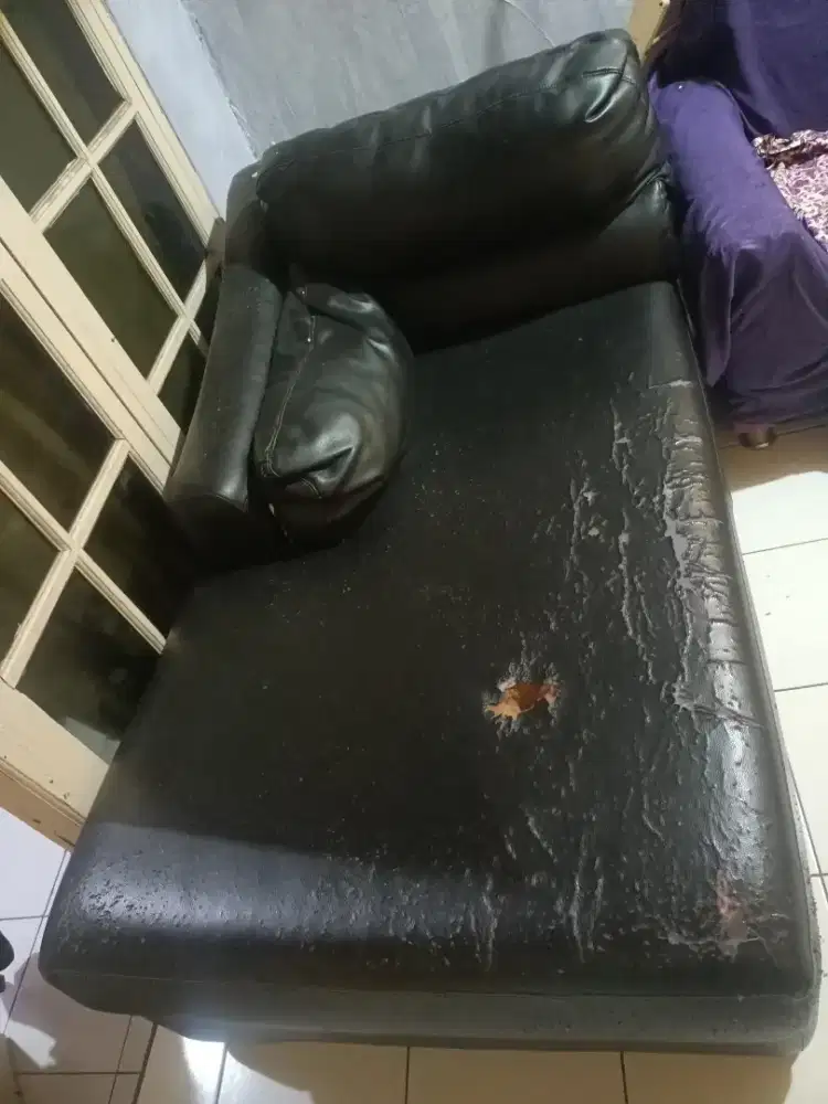 Sofa second ukuran besar