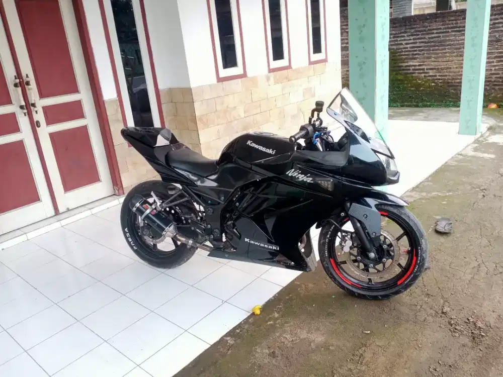 ninja karbu 250cc  thn 2008( Thailand )