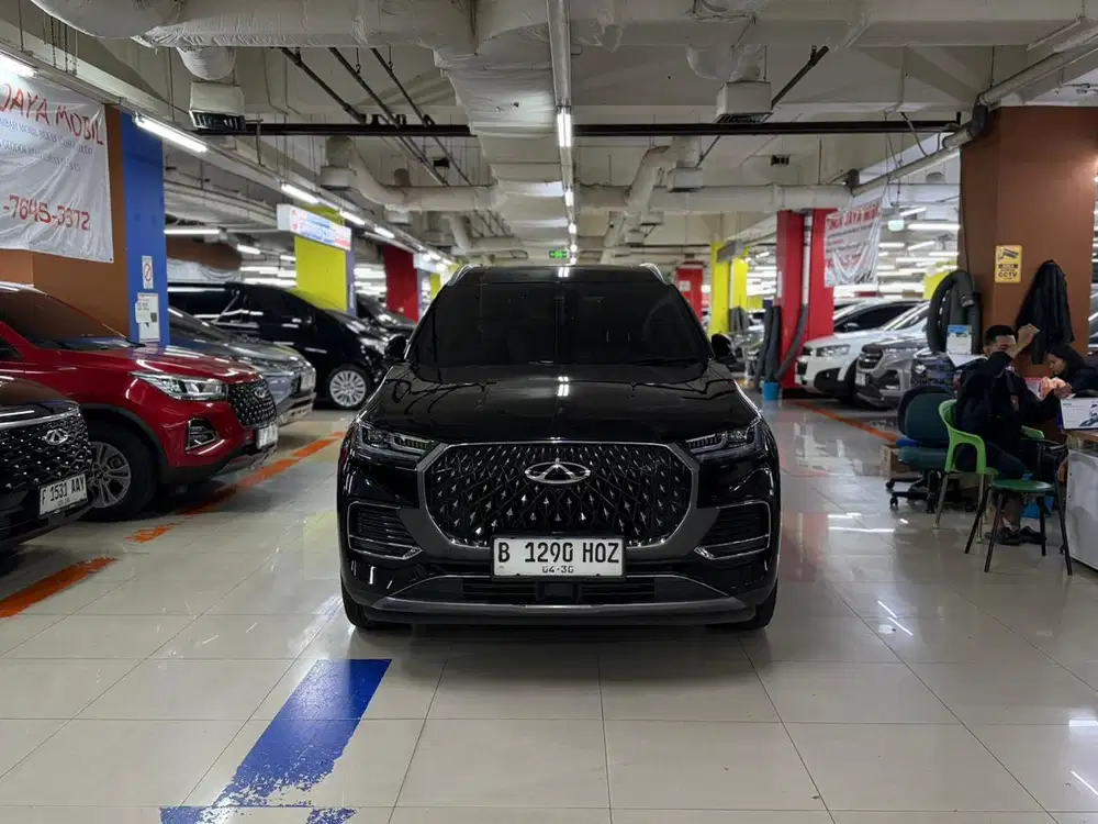 Chery Tiggo 8 Premium 2025 Km 16 rb Hitam