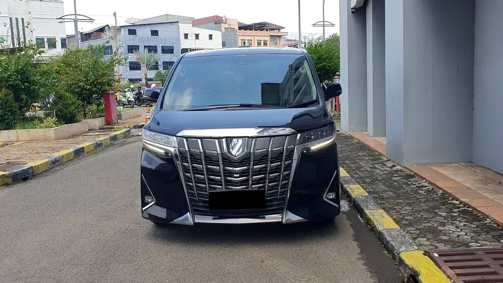 Toyota Alphard 2.5 G ATPM TSS Pilot Seat Black On Beige 2022 Like New