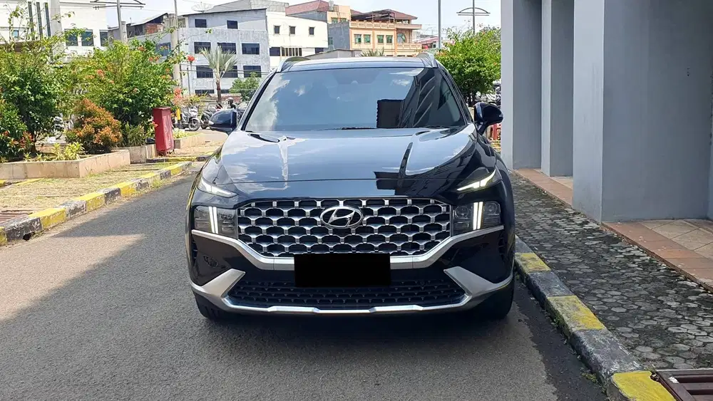 Hyundai Santafe Santa Fe Signature 2.5 Bensin Panoramic 2024 Like New