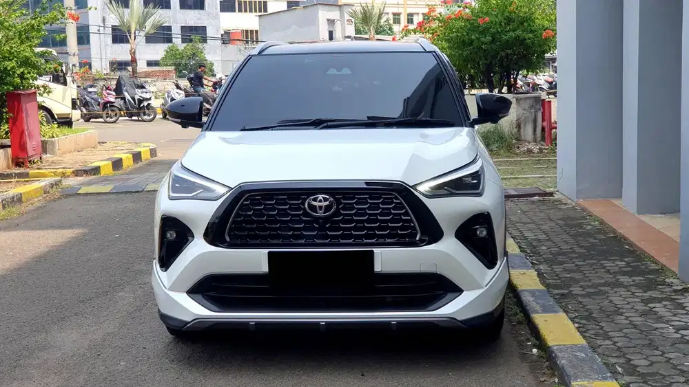 Toyota Yaris Cross HEV 1.5GR Hybrid CVT TSS Putih 2024 Like New Low Km