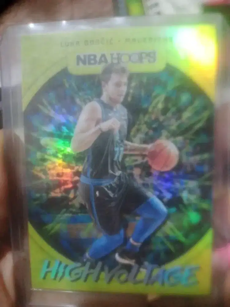 Koleksi kartu NBA HOOPS