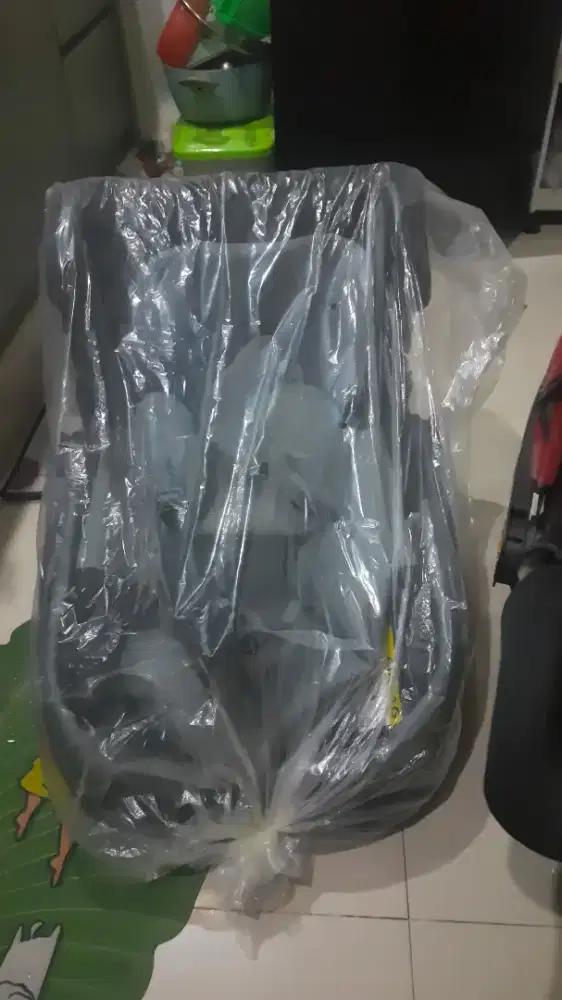 JUAL CEPAT !!! 2 Carseat Travel Anak
