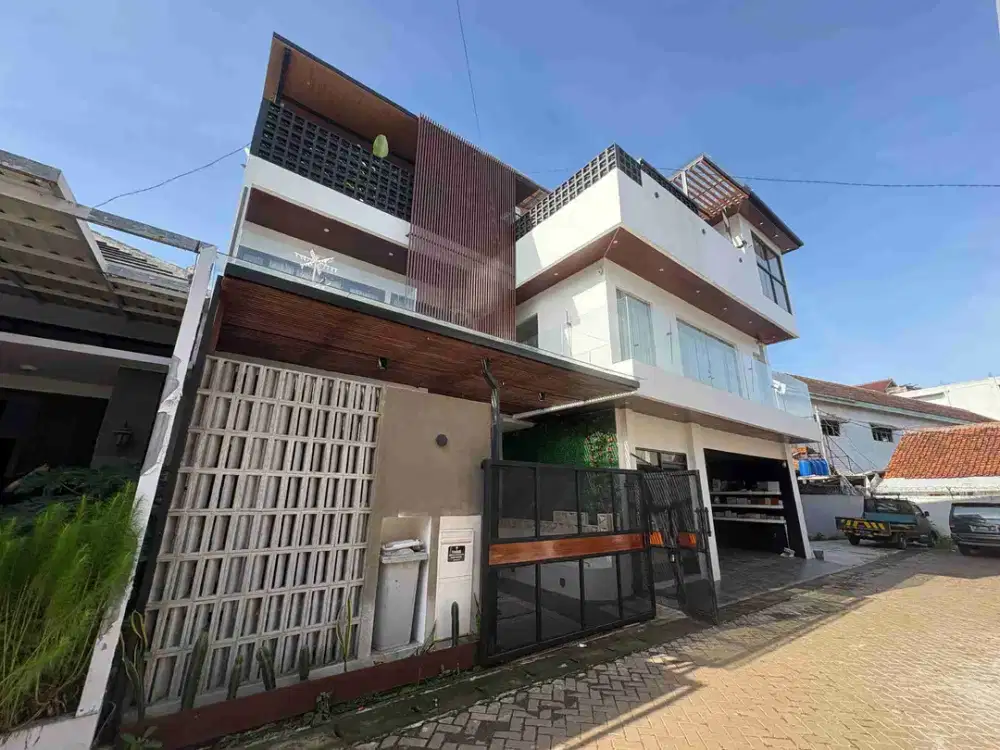 Rumah Full Furnish Private Pool 6 Kamar Luas 270m Ciherang Tapos Depok Dekat Cibubur