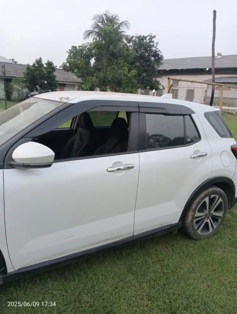 Daihatsu Rocky 2021 Bensin