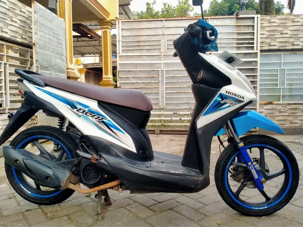 Honda beat Fi lengkap motor sehat walafiat keterangan detail dibawah