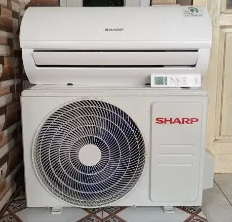 AC SHARP 1/2 PK TERBARU FREON R32