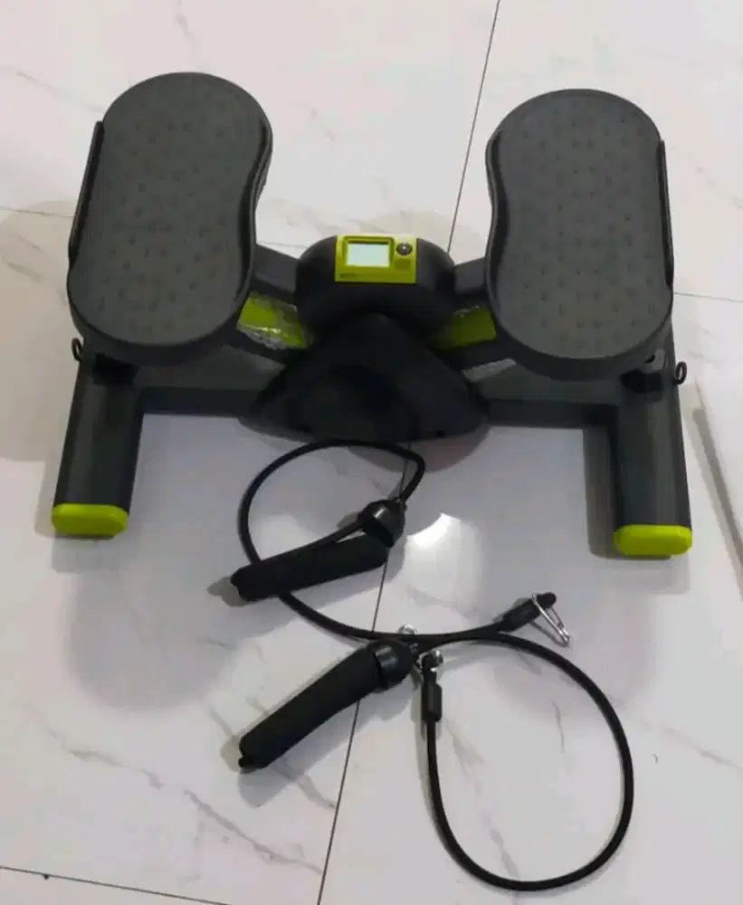 V Stepper Alat Olahraga