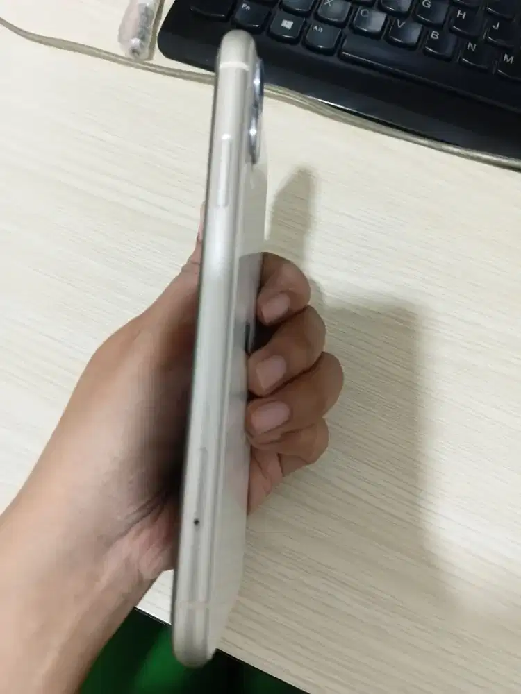 JUAL HP IPHONE 11 128 GB