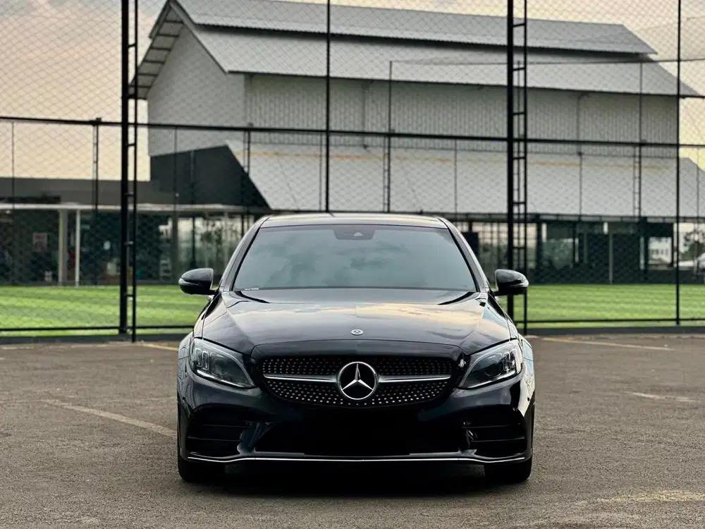 Mercedes c300 Low kilometer