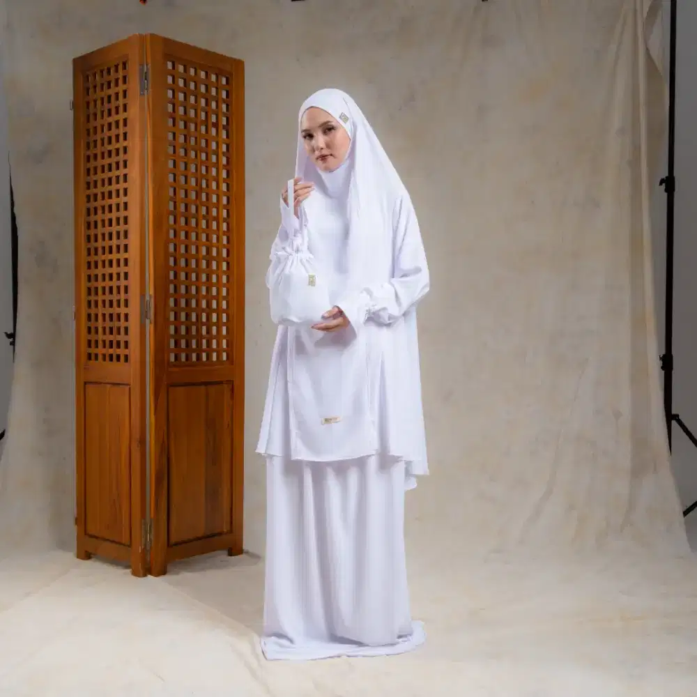 Mukena Ihram Haji dan Umroh Model Tunik Lengan Tangan Renda Mewah