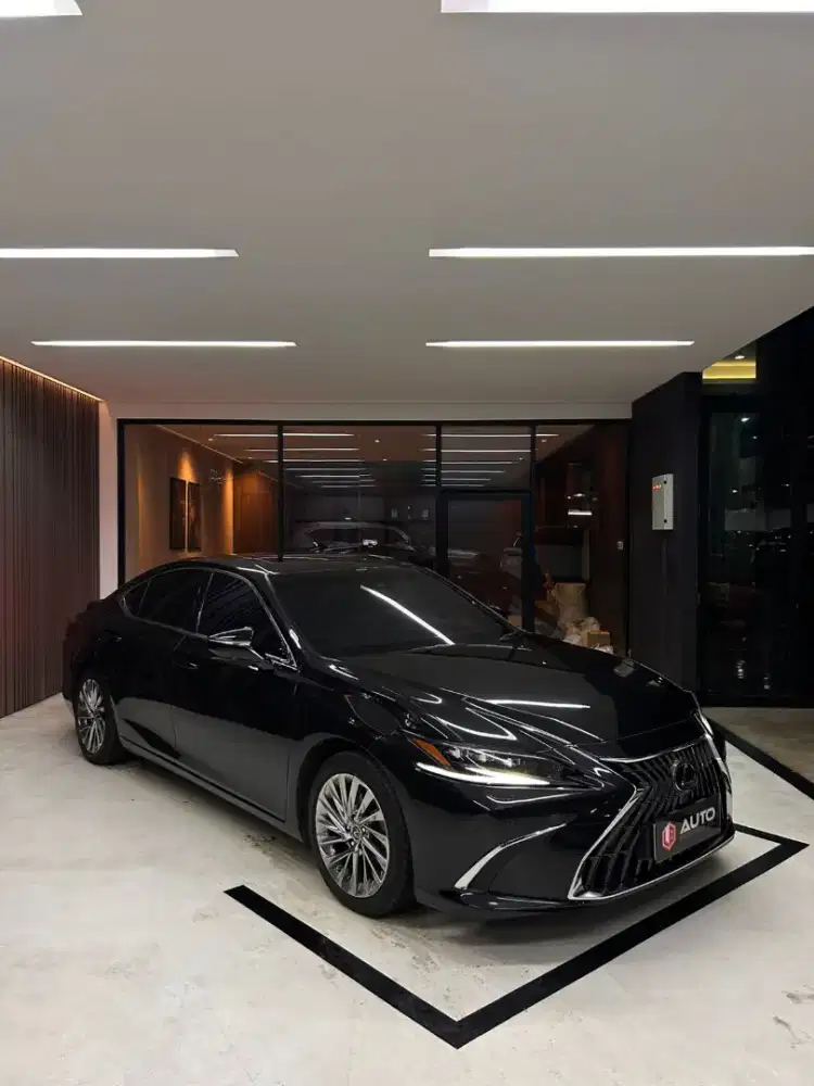 Lexus ES300H Hybrid