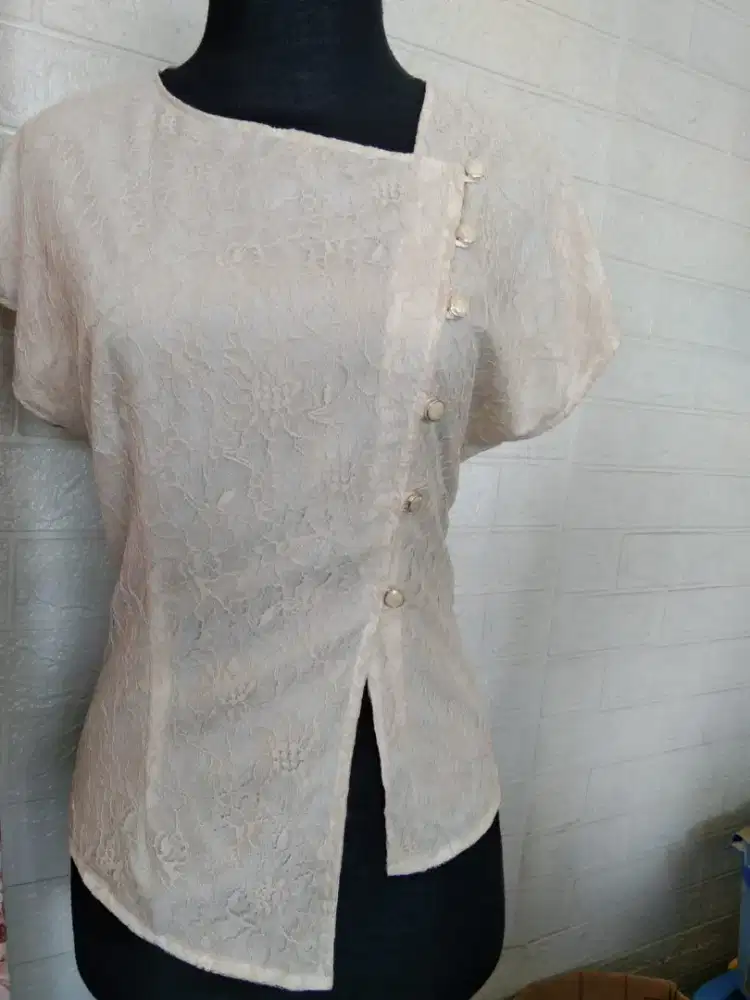 Membutuhkan asisten jahit