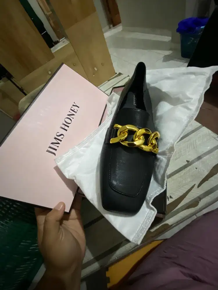 Sepatu jims honey