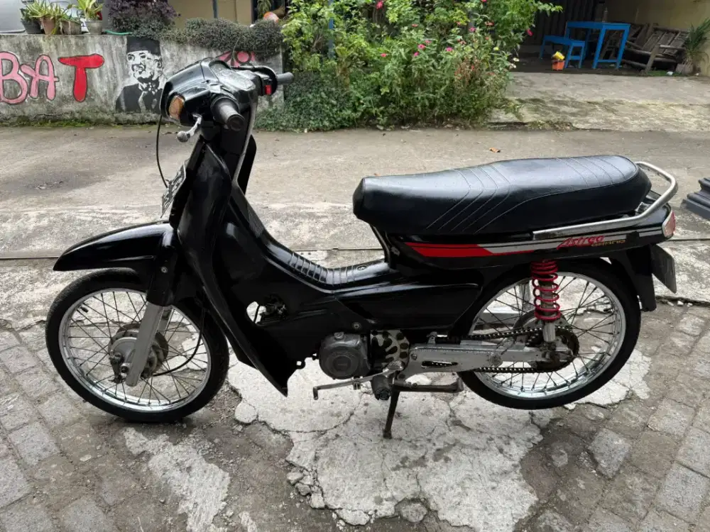 Jialing mirip Astrea grand ampal THN 1999 plat AB sleman