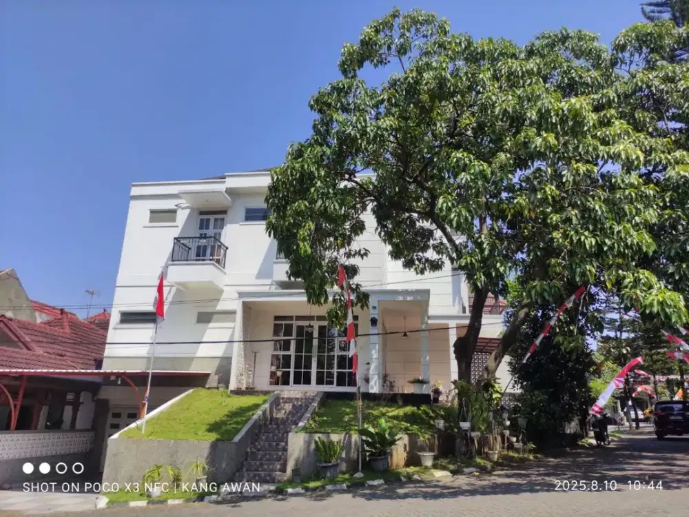 jual cepat, rumah cluster elit Tamansari Bukit Bandung ada kolam renang