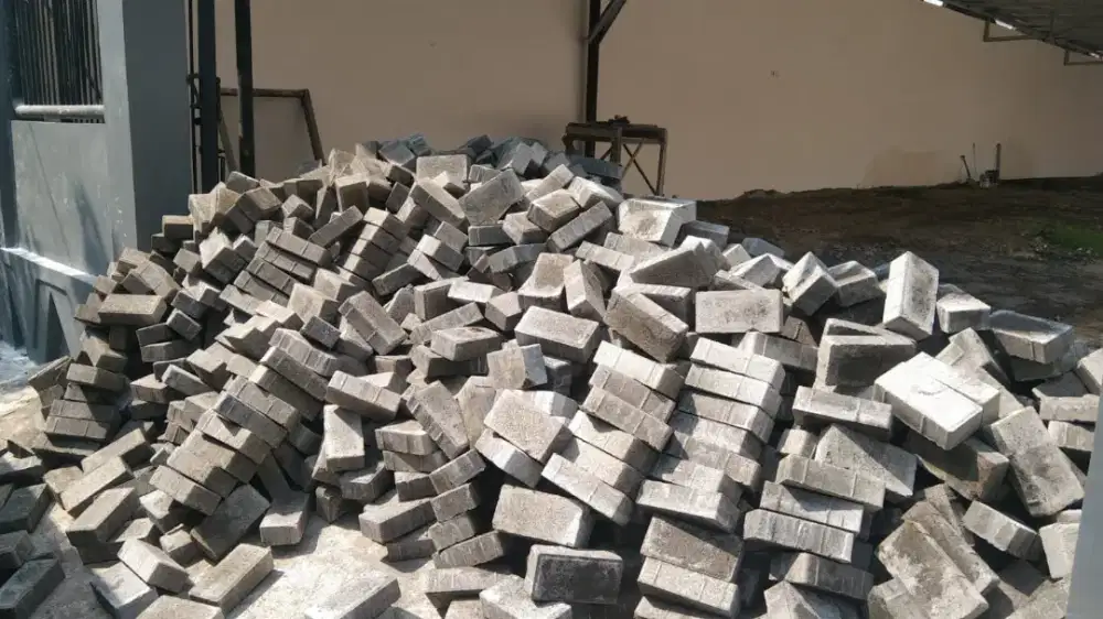 PAVING BLOCK KUALITAS SUPER K300 SURABAYA